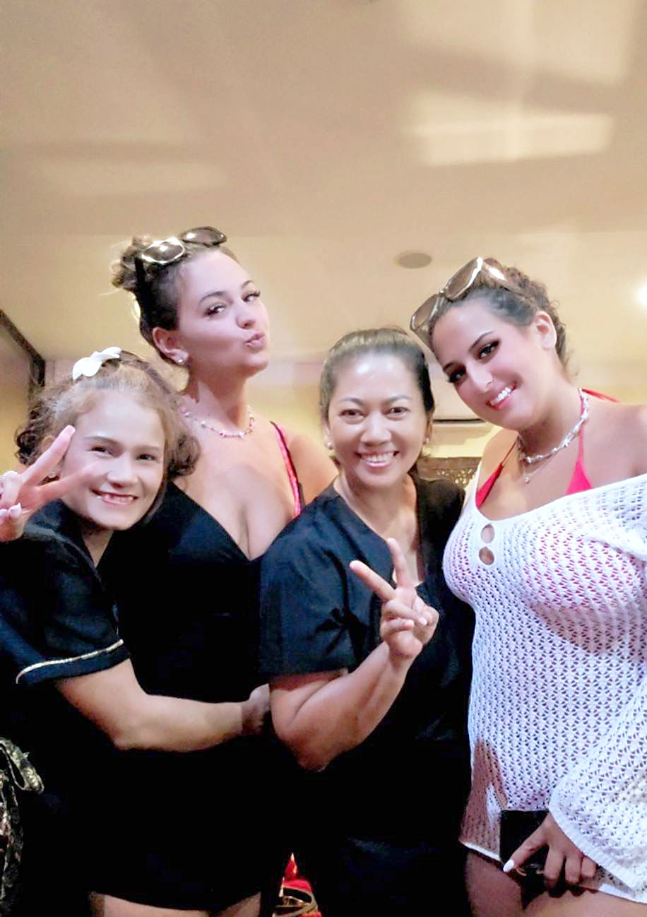 Guests Kradangga Royal Thai Massage - Authentic Massage Nanai Road