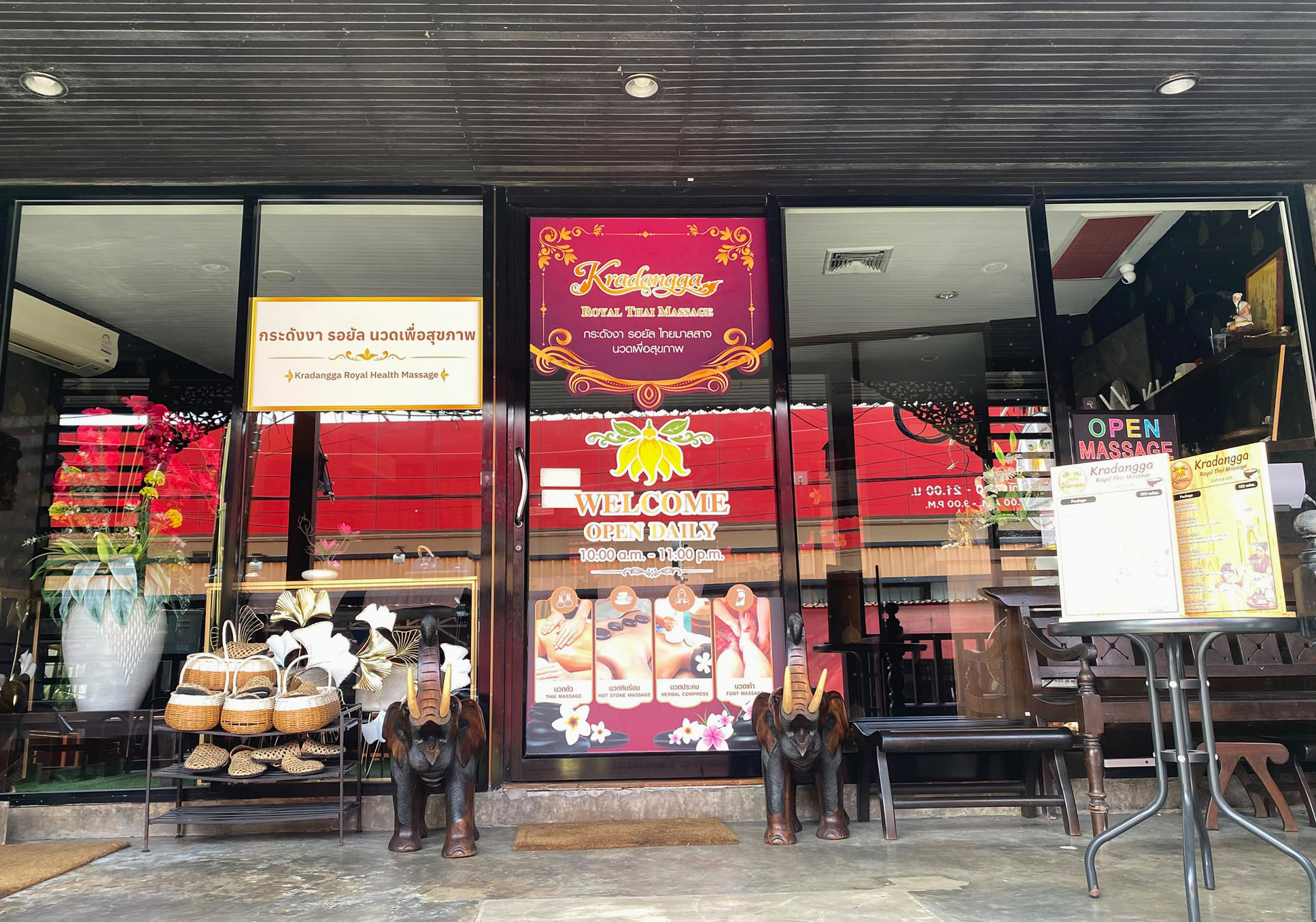 Kradangga Royal Thai Massage - Your warm Thai hospitality House of Wellness, spa Patong, Nanai Road, Phuket.