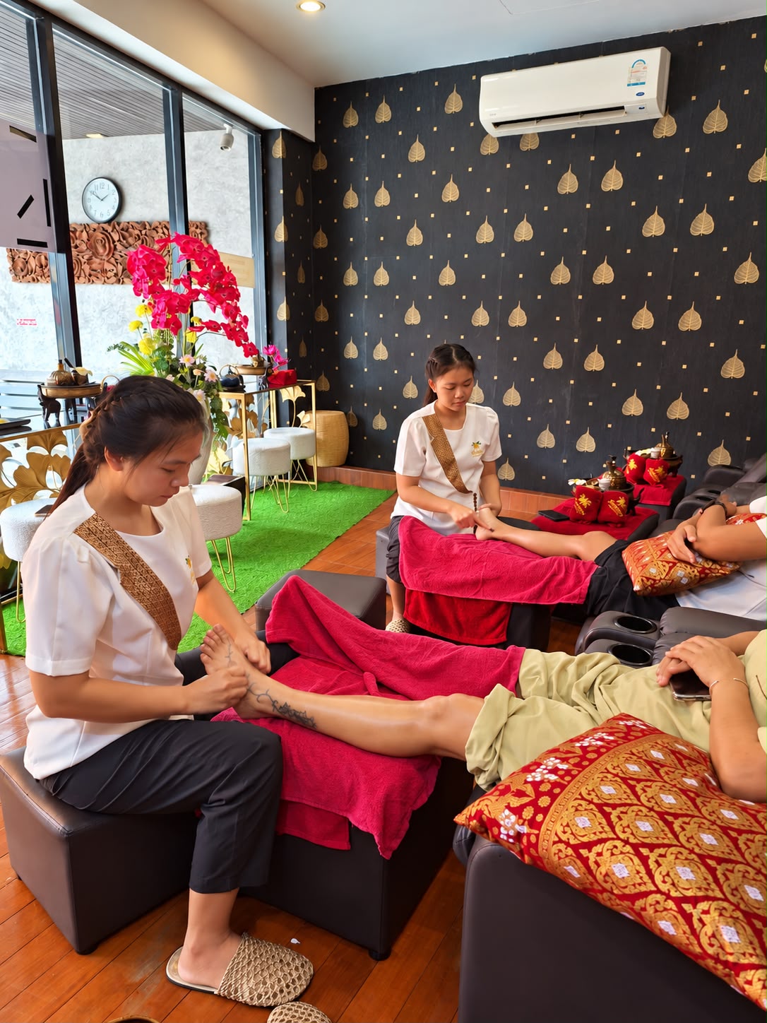 Welcome to Kradangga Royal Thai Massage - Authentic Foot Massage Nanai Road Spa